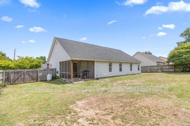 Building Photo - 133 Haywood Dr
