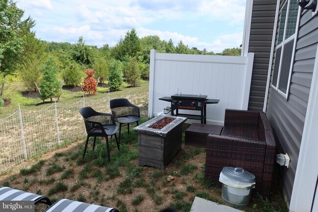 Building Photo - 213 Mazzeo Dr