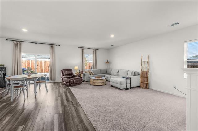 Building Photo - 4916 Knob Dr