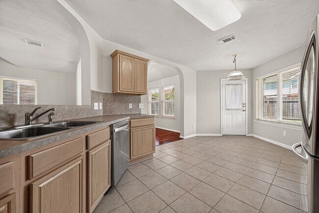 Building Photo - 11814 Copperas Creek Dr