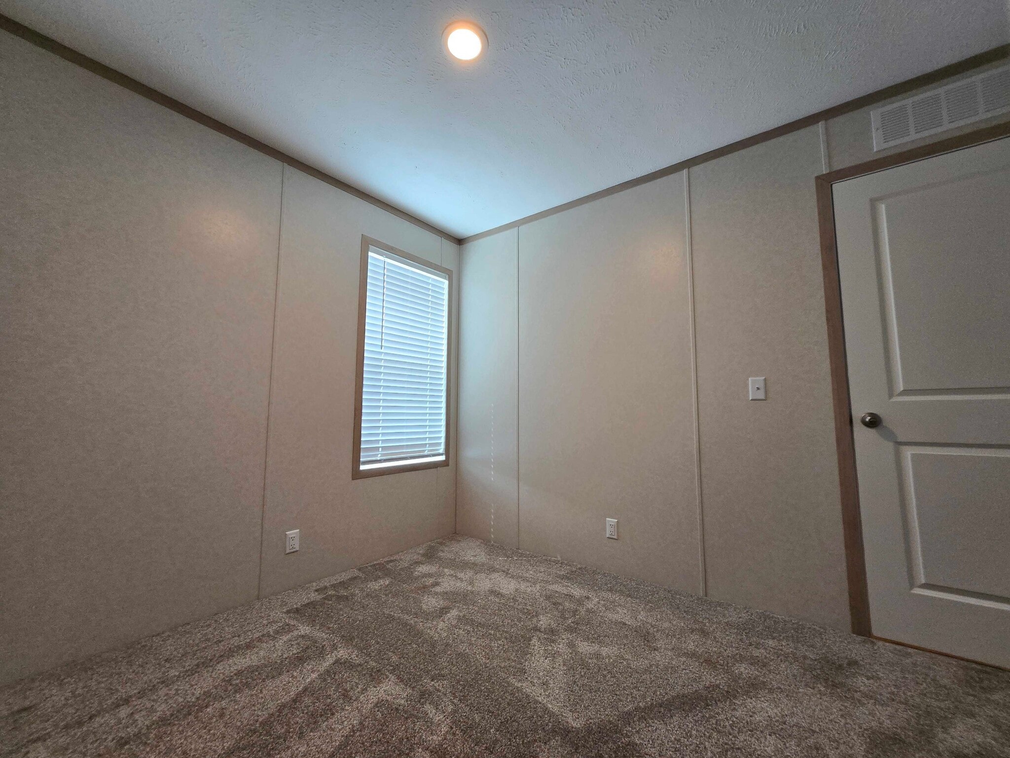 Building Photo - 52885 Van Buren Ct