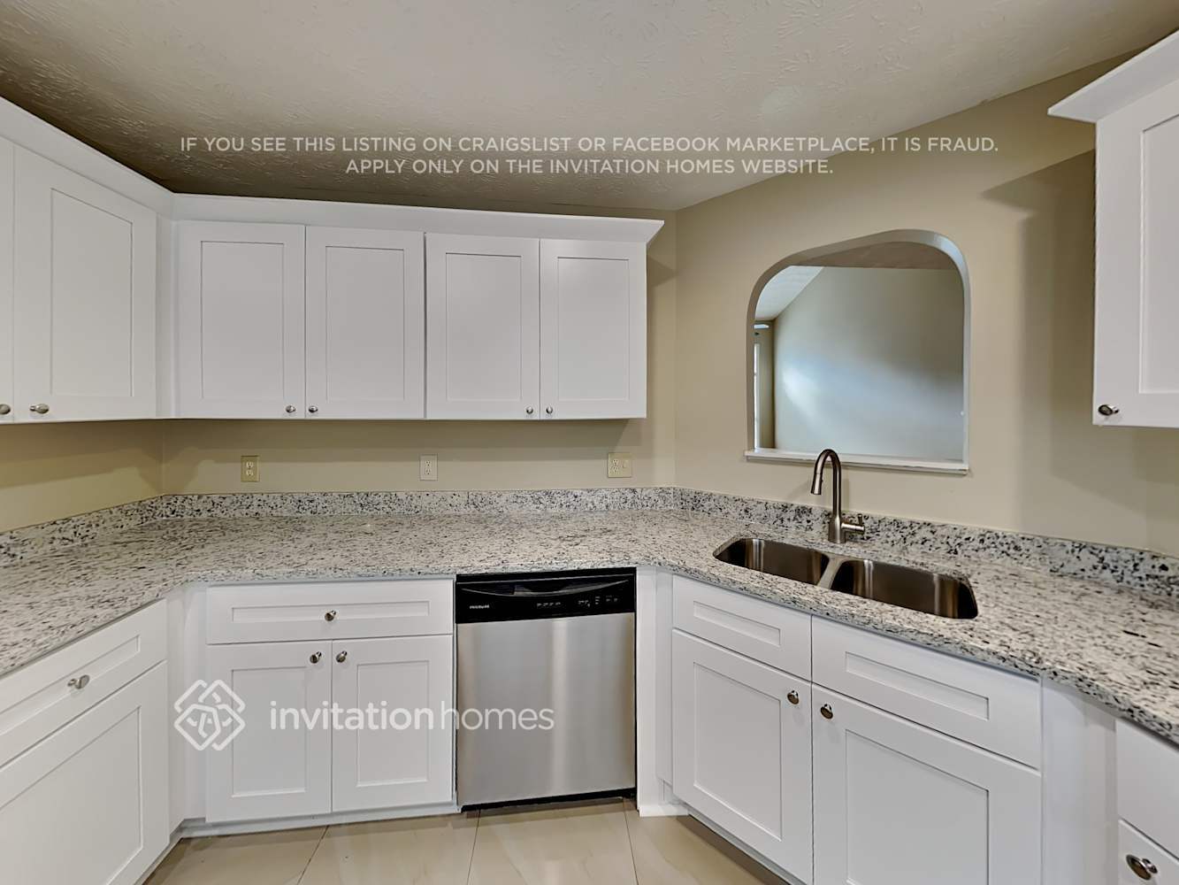 Building Photo - 207 Weatherstone Crossing