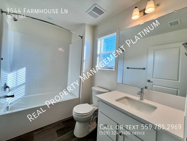 Building Photo - 1544 Farmhouse Ln