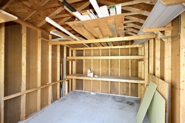 Building Photo - 9713 Pampas Dr