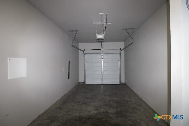 Building Photo - 300 Lowes Blvd