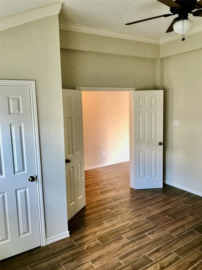 Building Photo - 5035 Chappel Hill Dr