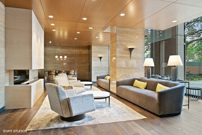 Building Photo - 1030 N State St