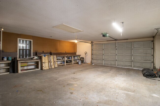 Building Photo - 473 Jim Money Rd