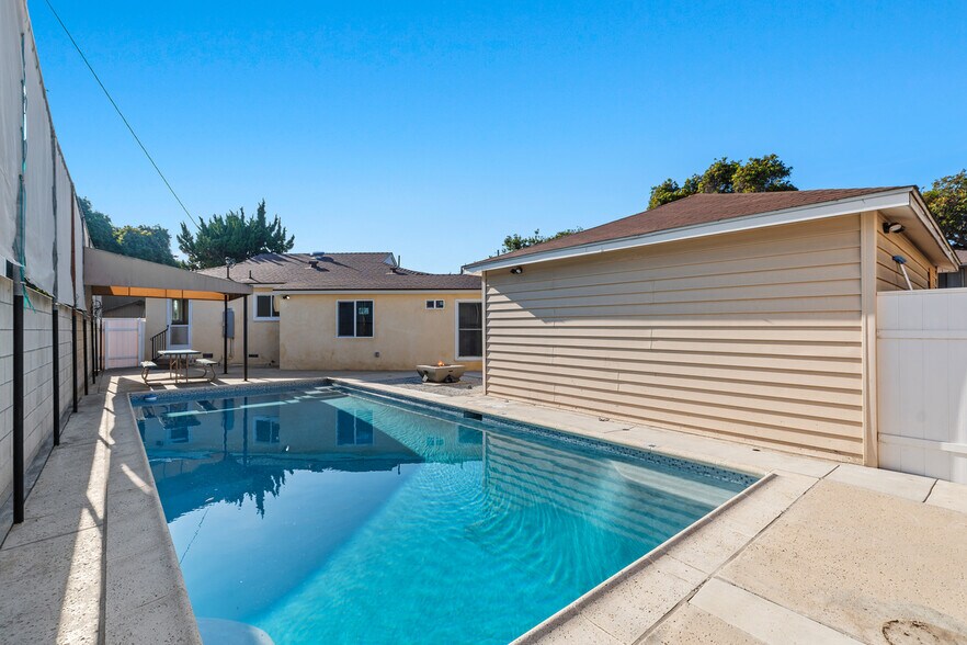 Building Photo - 4769 E Malta St