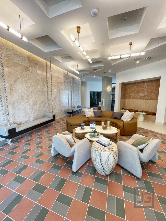 Lobby - 820 NE 61st St