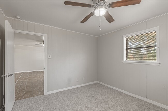 Building Photo - 525 12th St