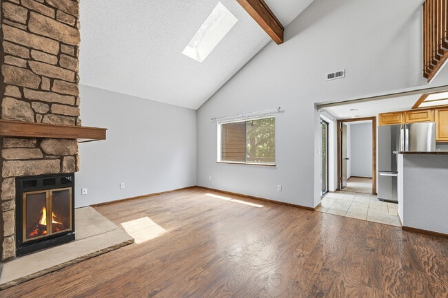 Building Photo - $2,595.95  - 3 Bed, 2 bath Condo with Lofted Bonus Space and In Unit Laundry!