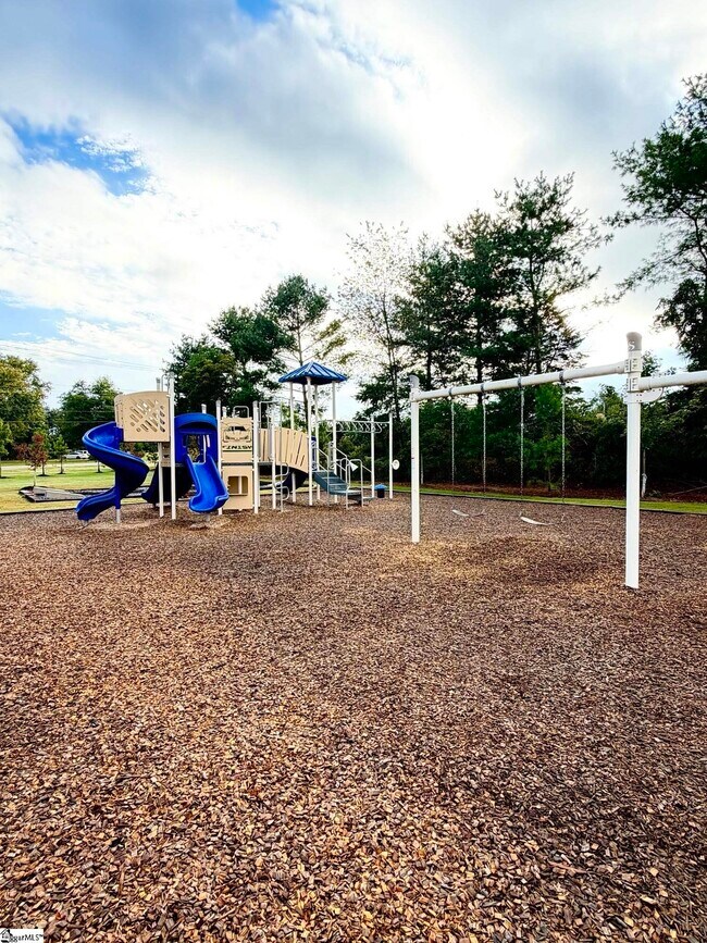 Building Photo - 803 Embark Cir