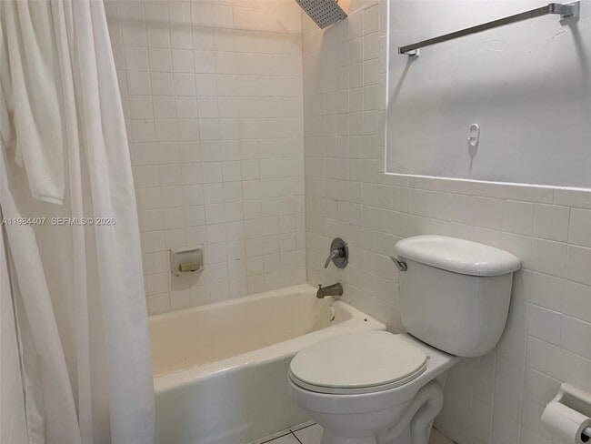 Building Photo - 100 Lincoln Rd