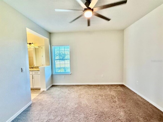 Building Photo - 18824 Birchwood Groves Dr