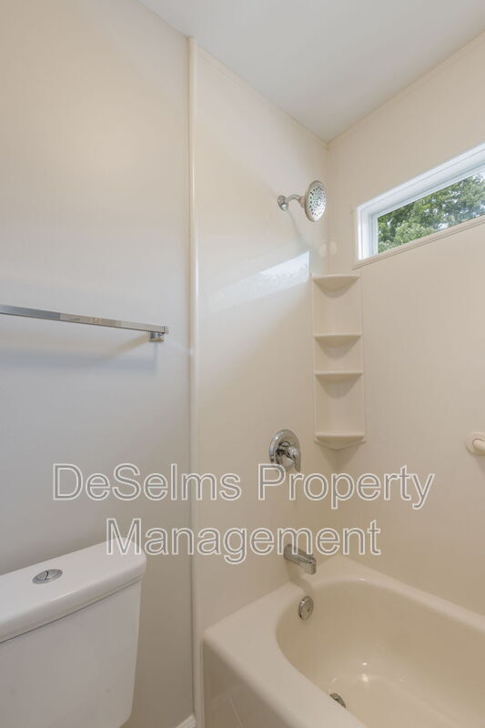 Building Photo - 1012 Beech Tree Ln