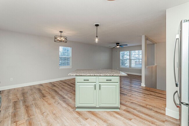 Building Photo - Please View 3D Virtual Walk-Through Before...