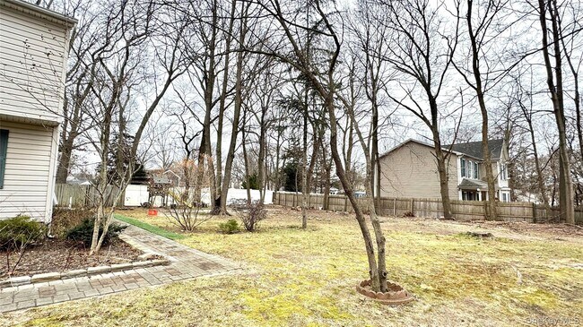 Building Photo - 61 Gould Rd