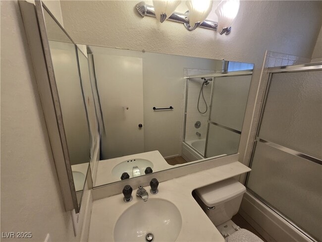 Building Photo - 321 S Bent Creek Dr