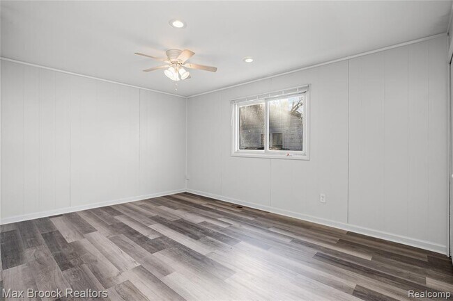 Building Photo - 19217 Birmingham St