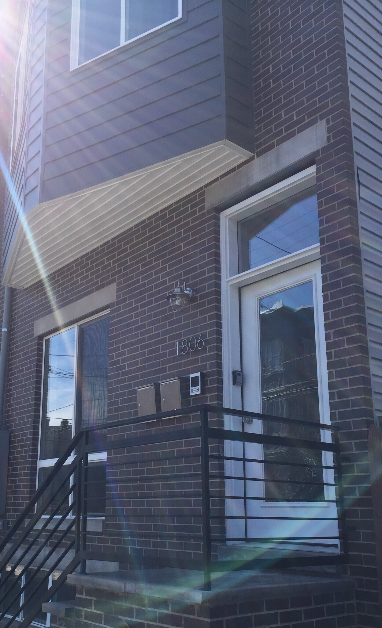 Building Photo - 1806 Frankford Ave