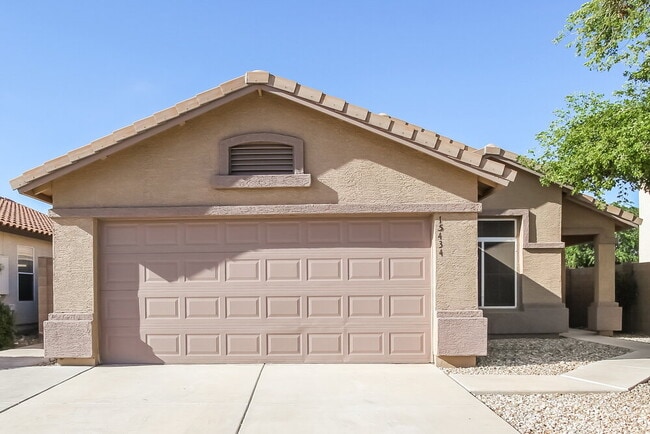 Building Photo - 15434 W Gelding Dr