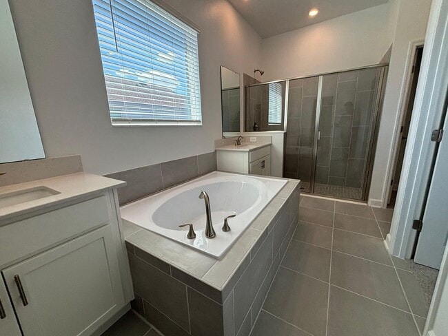 Building Photo - 5996 Shavasana Rd