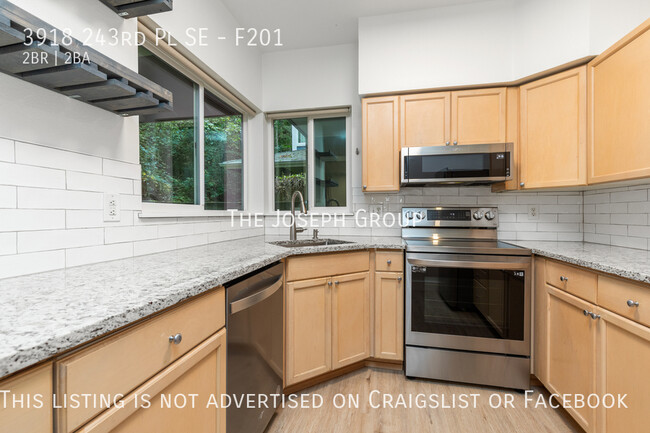 Building Photo - Stunningly Updated 2 bed/2ba Home in Bothell