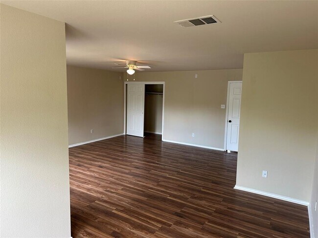 Building Photo - 1629 Balsam Way