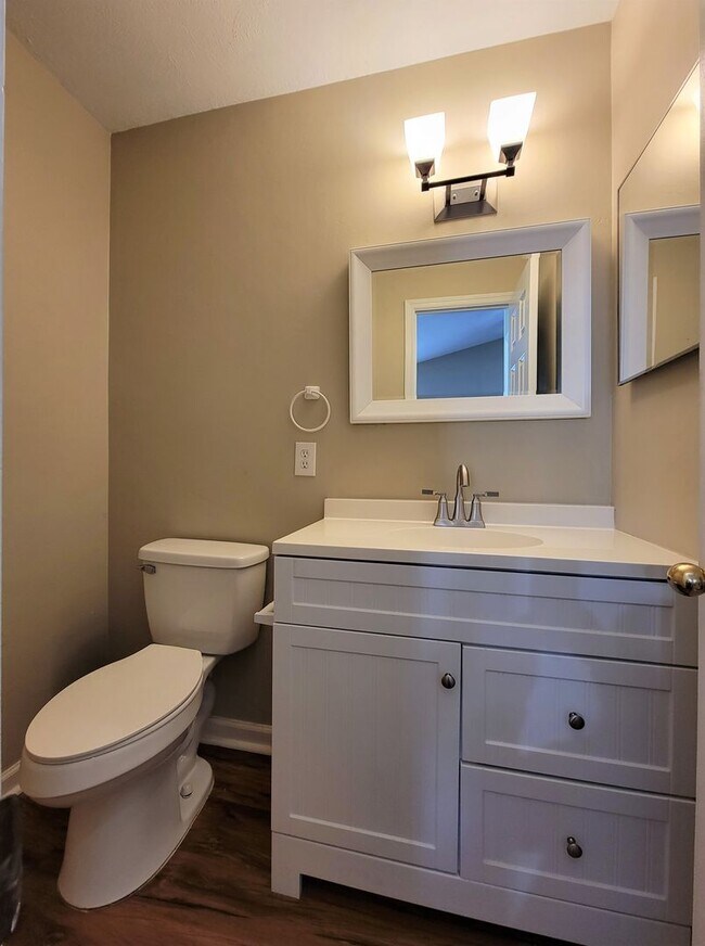 Building Photo - 2 bedroom duplex for rent right away off E Mahan, wood floors and fireplace for $1450 per month