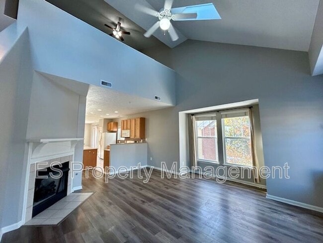 Building Photo - 6606 Reserve Dr