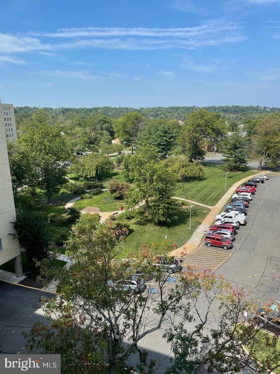Building Photo - 6631 Wakefield Dr