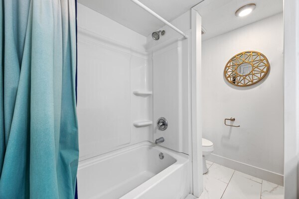 Building Photo - 1255 Blalock Rd