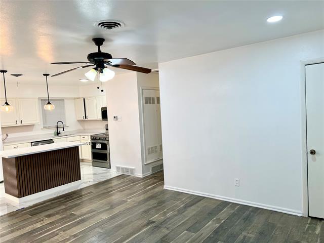 Building Photo - 2529 Rutgers Dr