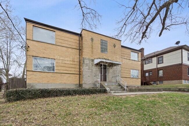 Building Photo - 5520 Bosworth Pl