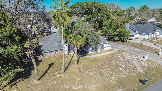 Building Photo - 15047 Woodbury Rd