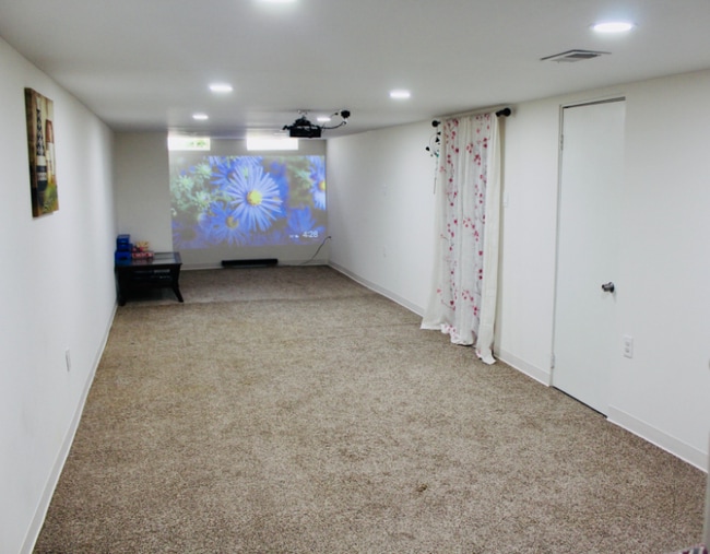 Building Photo - 33615 Viceroy Dr