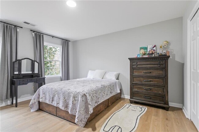 Building Photo - 1510 Wood Thrush Way