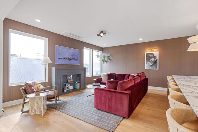 Building Photo - 1117 3rd Ave S