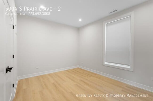 Building Photo - 5004 S Prairie Ave