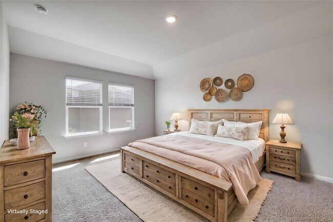 Building Photo - 109 Bethpage Dr
