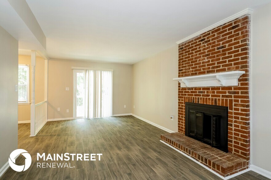 Building Photo - 7739 Elm Tree Ln