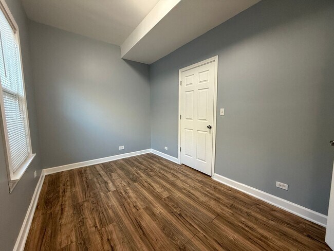 Building Photo - 9738 S Ave L