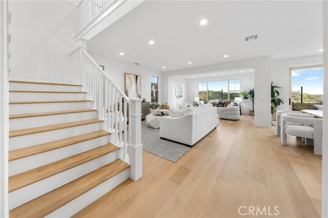 Building Photo - 206 Collino