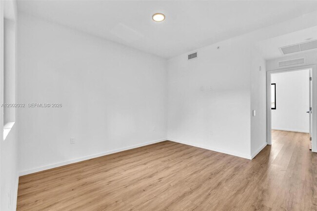 Building Photo - 753 NW 30th St