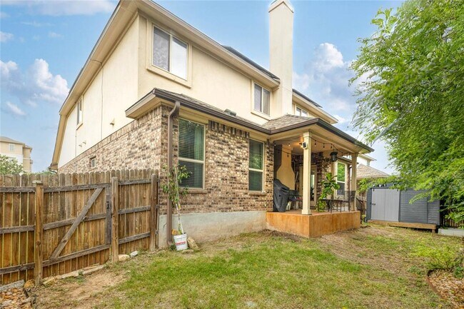 Building Photo - 1225 Peregrine Way