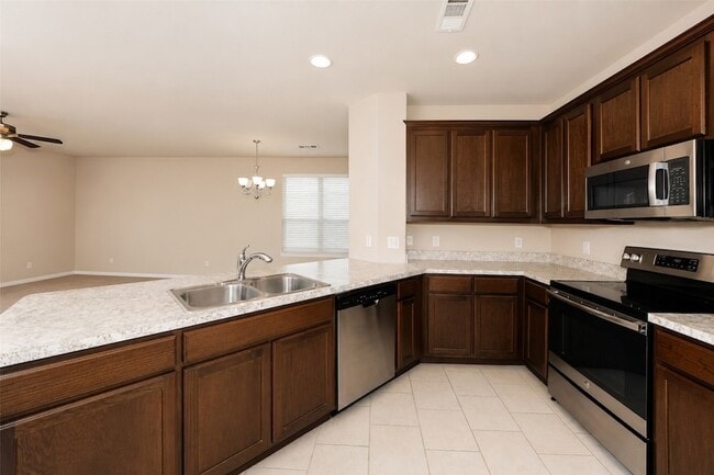 Building Photo - 356 Emerald Creek Dr