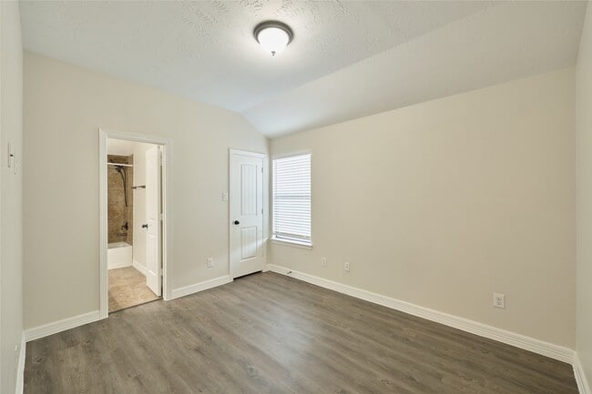 Building Photo - 630 Aulia Ln