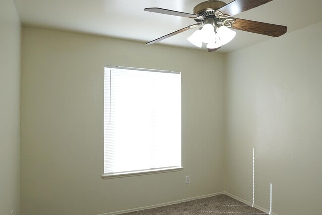 Building Photo - 52601 Avenida Navarro