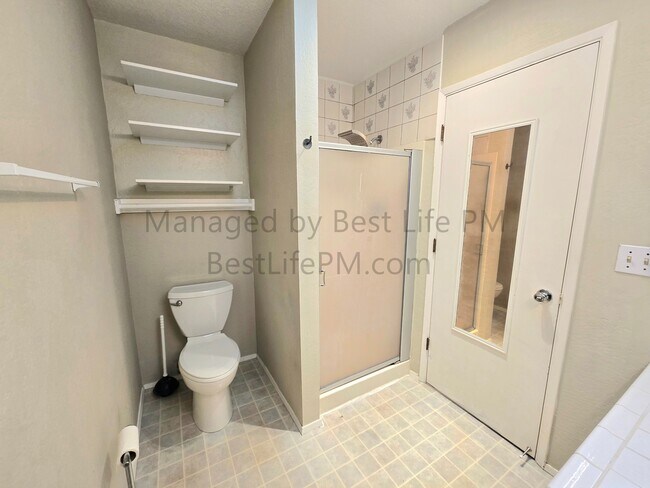 Building Photo - 9 Mountain Cir